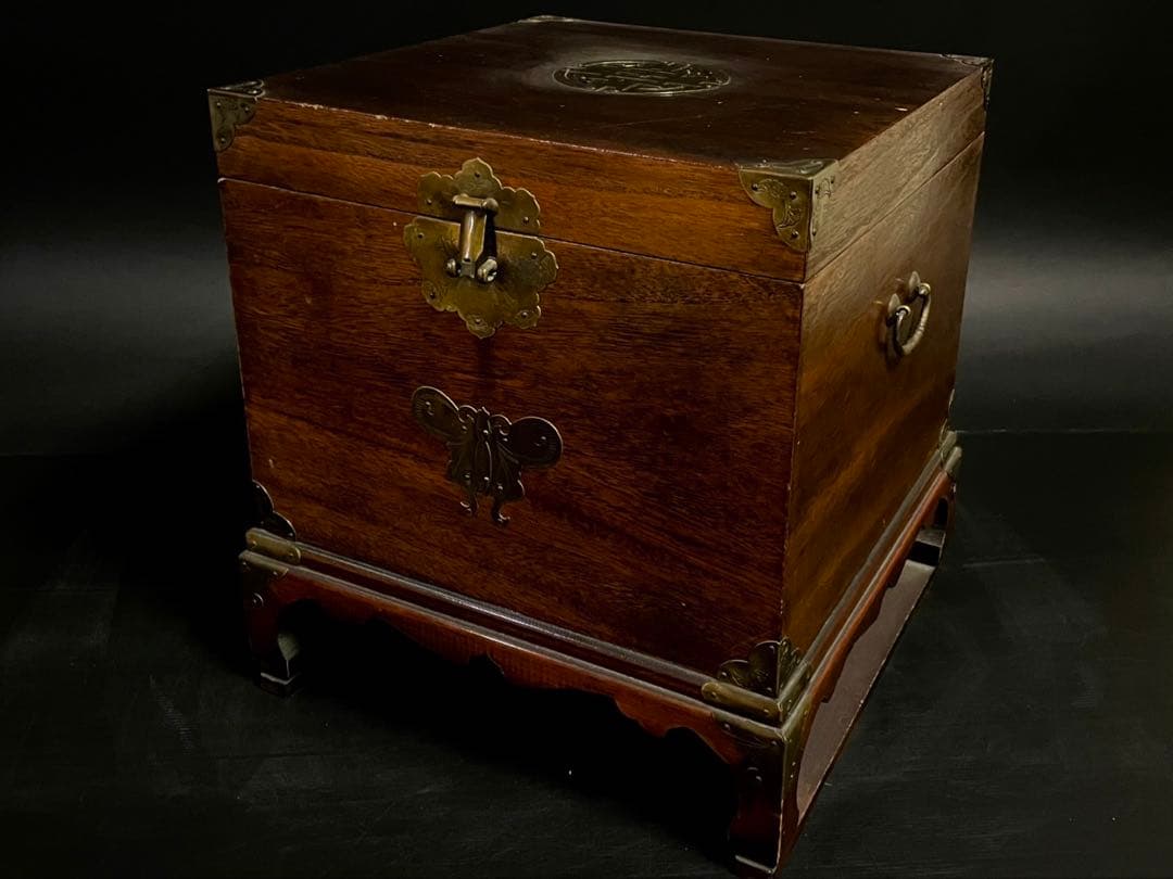 「祖」李朝 箪笥 バンダジ モリジャン 真鍮金具 4脚 朝鮮家具 （あ）