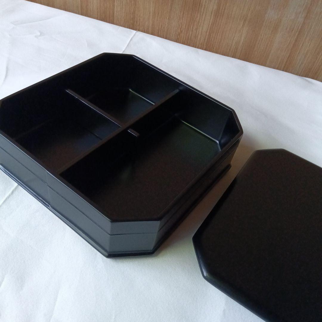 茶道具食器、？Ｔ字形仕切り付き