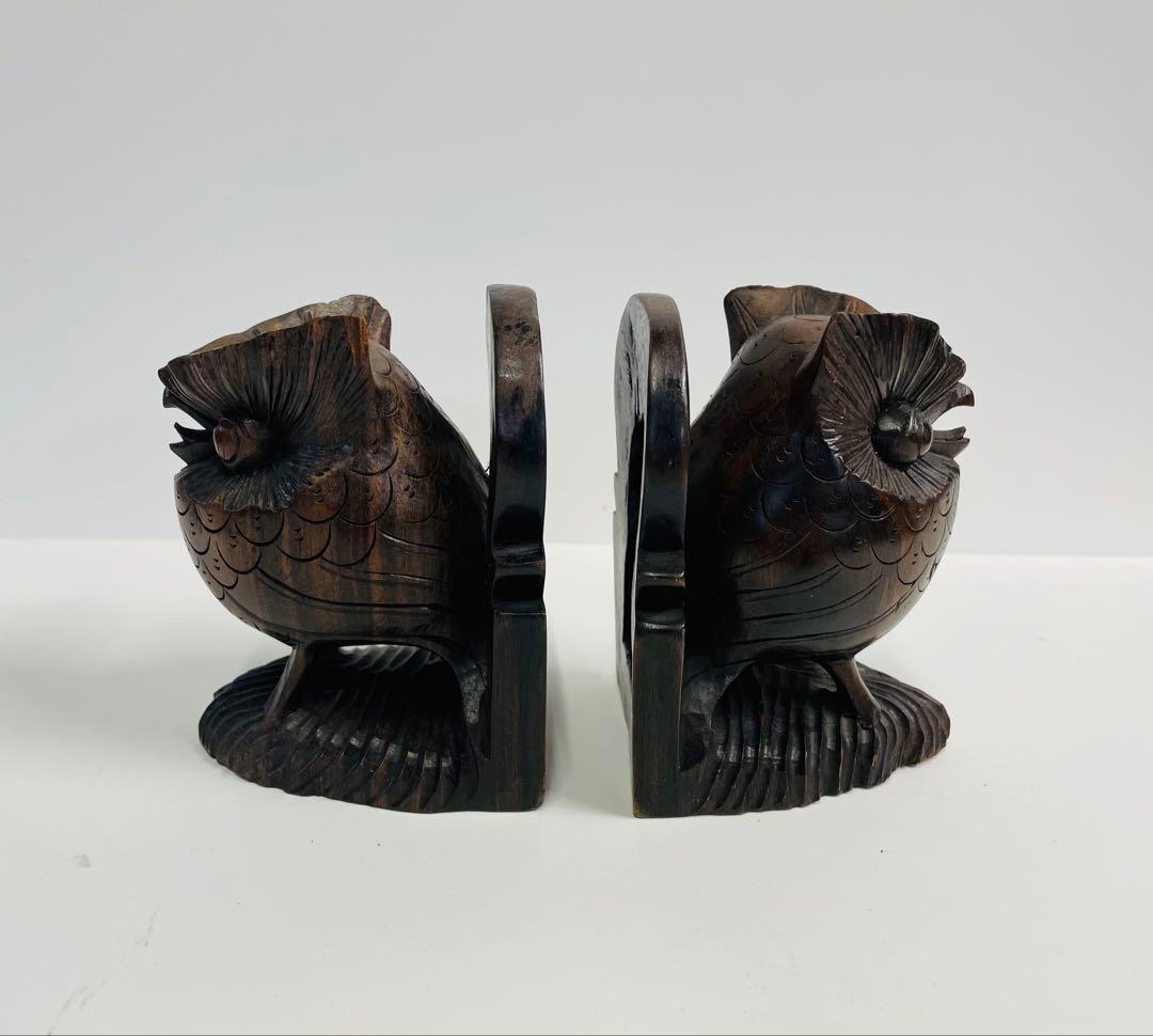 ヴィンテージの木彫りフクロウのブックエンド一 中古品木製彫刻 2個セット