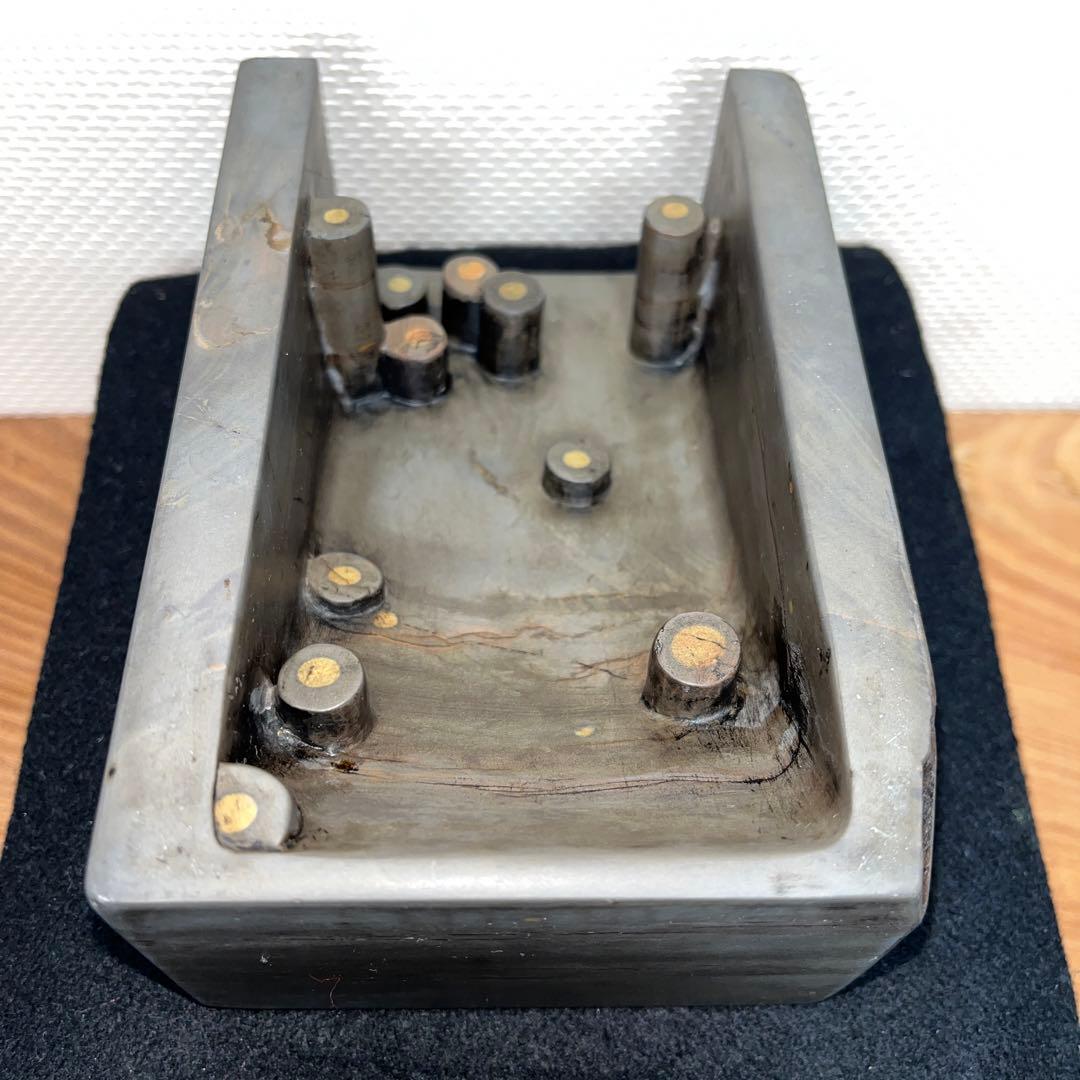 ⭕️中国端渓硯　太史研　綺麗な石紋と11眼柱 個性的　女性好み