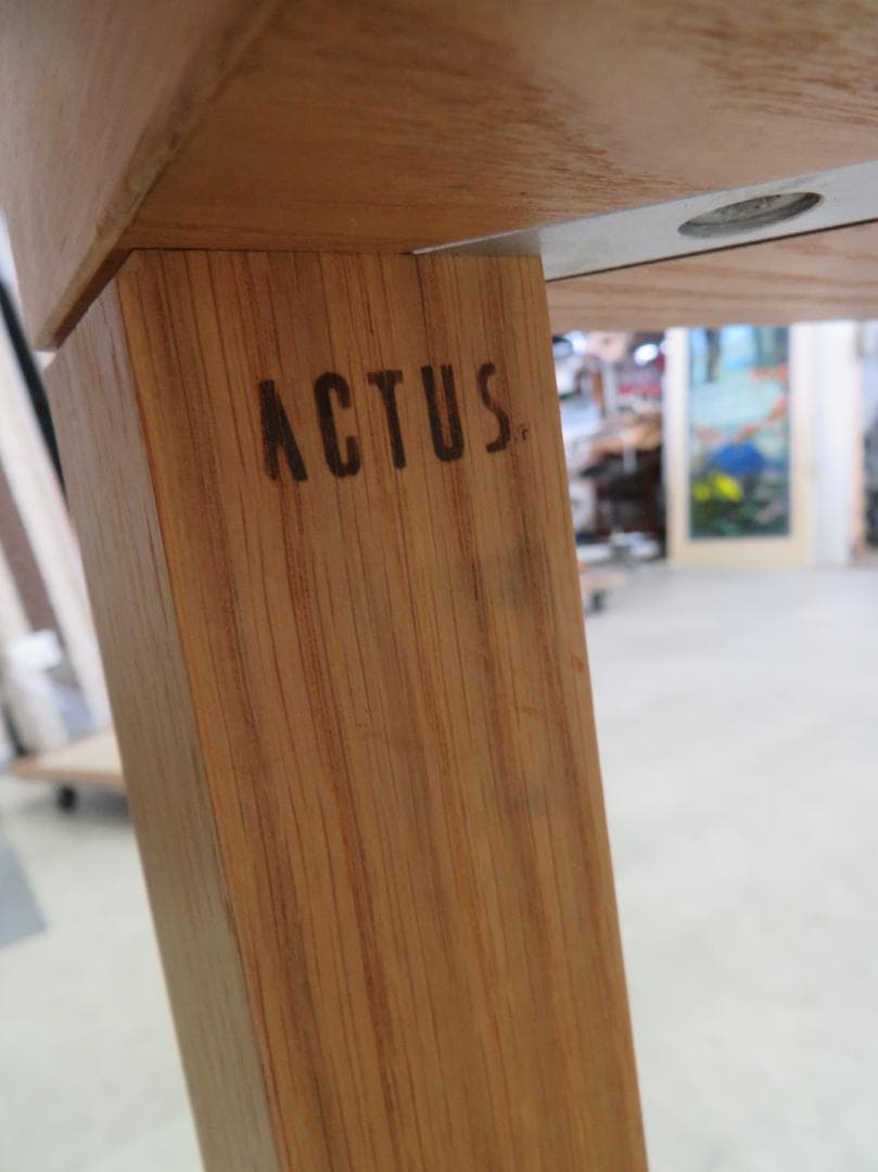 美品■アクタス■FB DINING TABLE■北欧デザイン■ダイニングテーブル