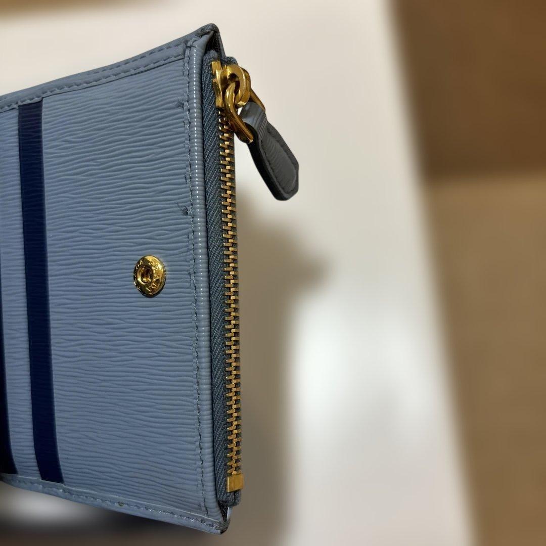 【専用】PRADA 二つ折り財布 ライトブルー