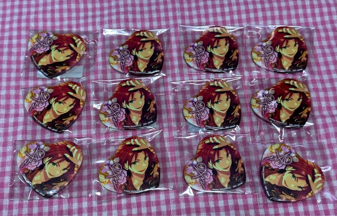 あんスタ　衣更真緒　とるパカ　ハート缶バッジ　缶バッジ