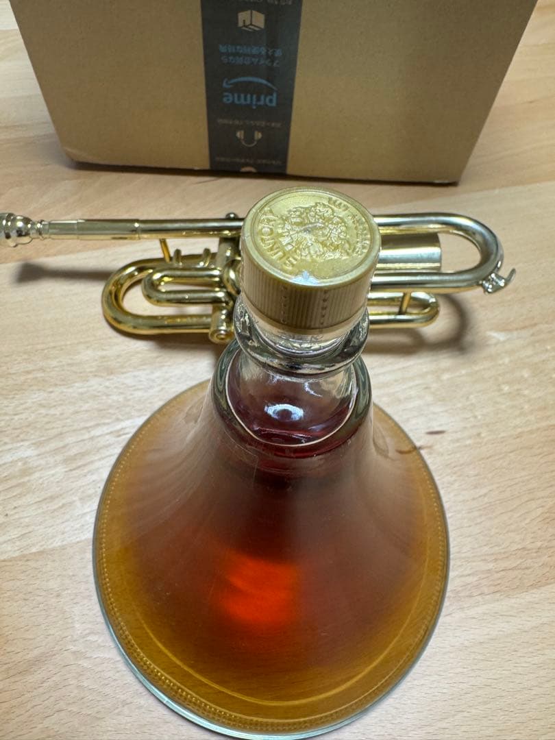 サントリー 響 楽器シリーズ トランペット型ボトル