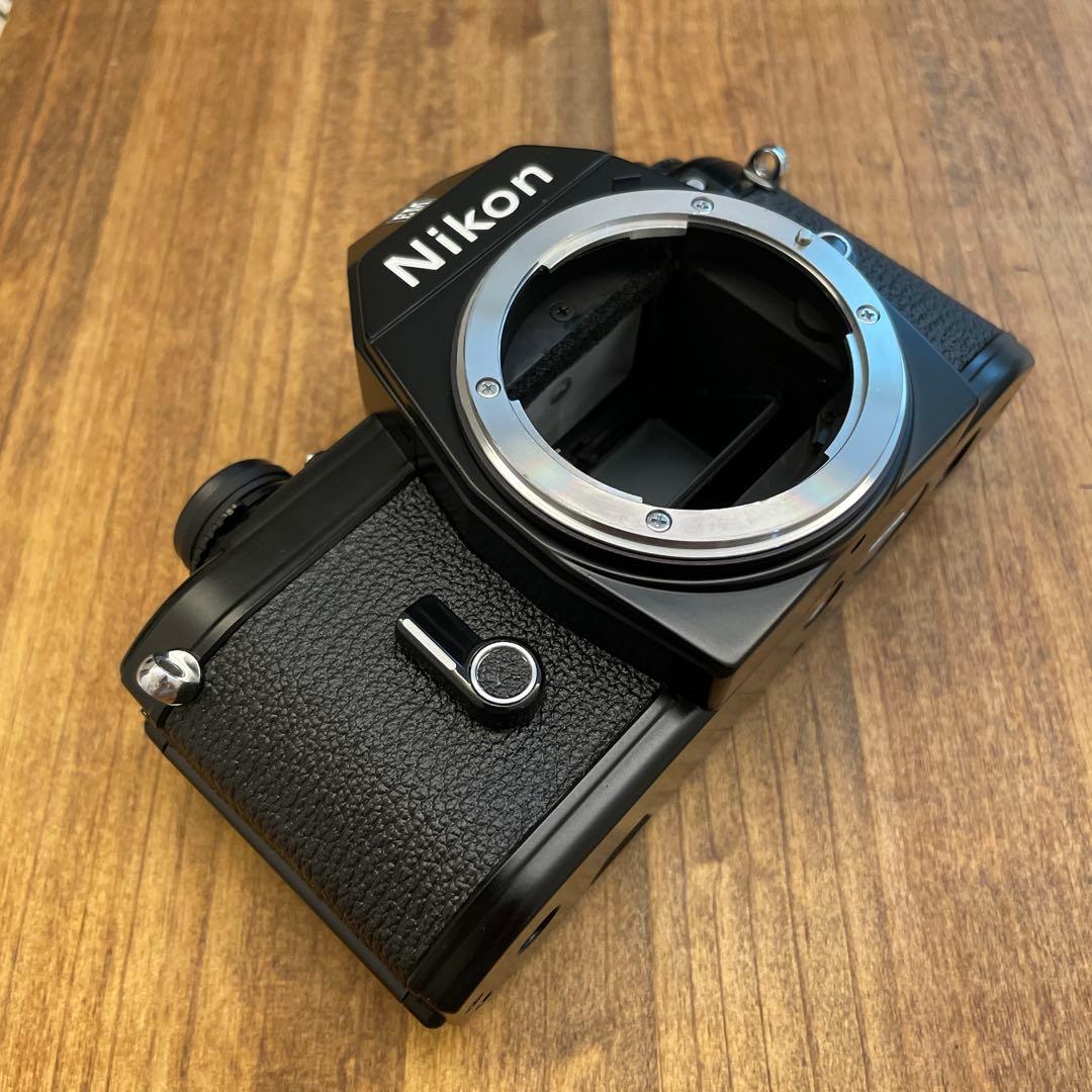 Nikon EM 元箱付き 美品