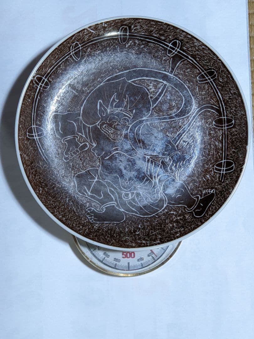 ⭐九谷焼 鉄銹掻落し風神図飾り皿 吸坂手 明治時代 掻き落し骨董品レア物飾り