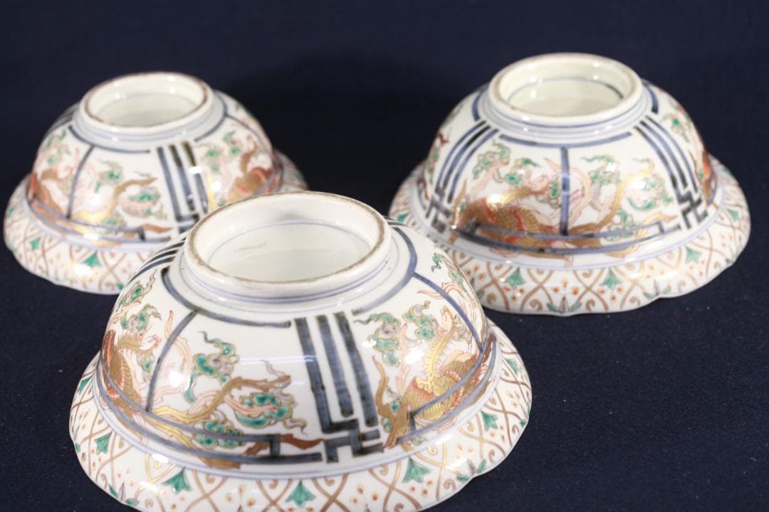 033　古伊万里　色絵３つ重丼鉢　無傷　江戸時代　箱付　年末　蔵出
