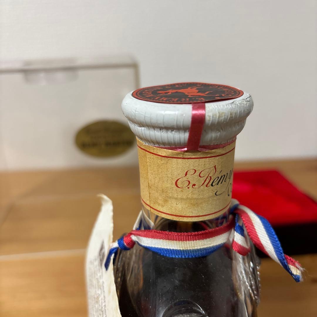 ルイ13世　レミーマルタン バカラボトル ベリーオールド クリアケース❸