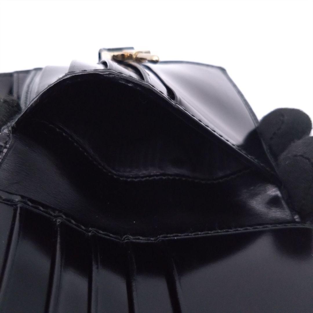 【美品】GUCCI 二つ折り財布 希少 金具 コンパクト 035・1323