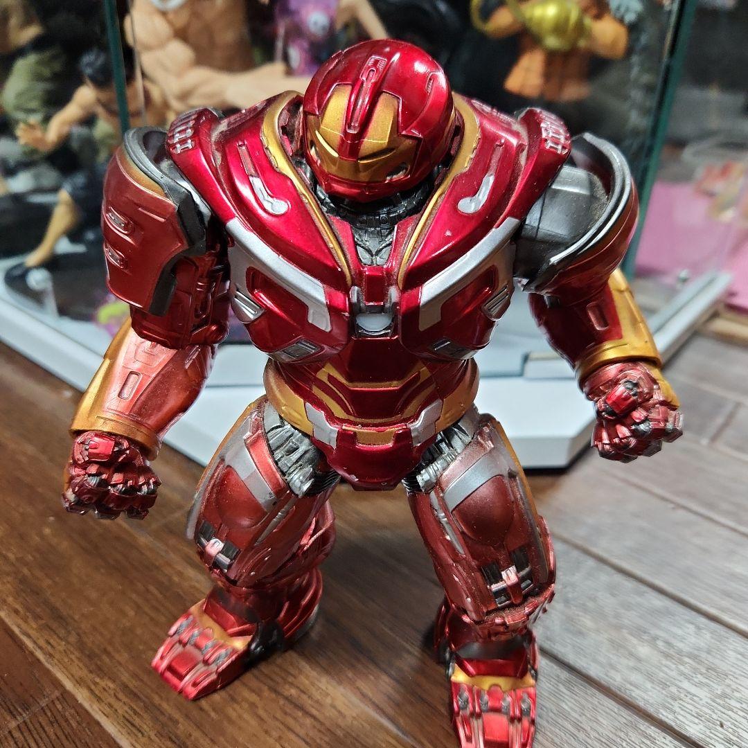 アイアンマン ハルクバスター フィギュア