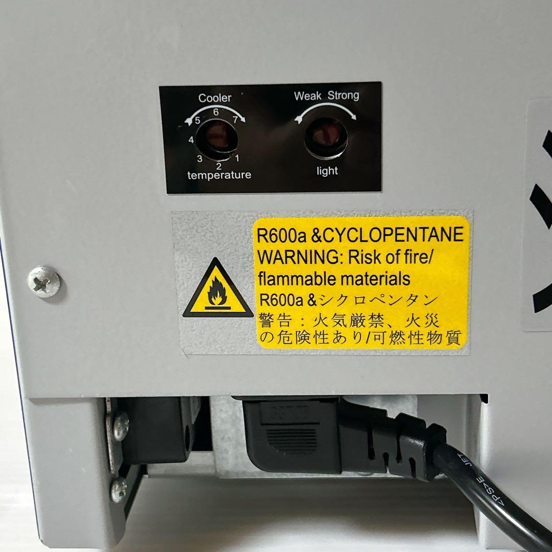 【ほぼ未使用】】Red Bull 冷蔵庫 小型冷蔵庫 ショーケース　希少非売品