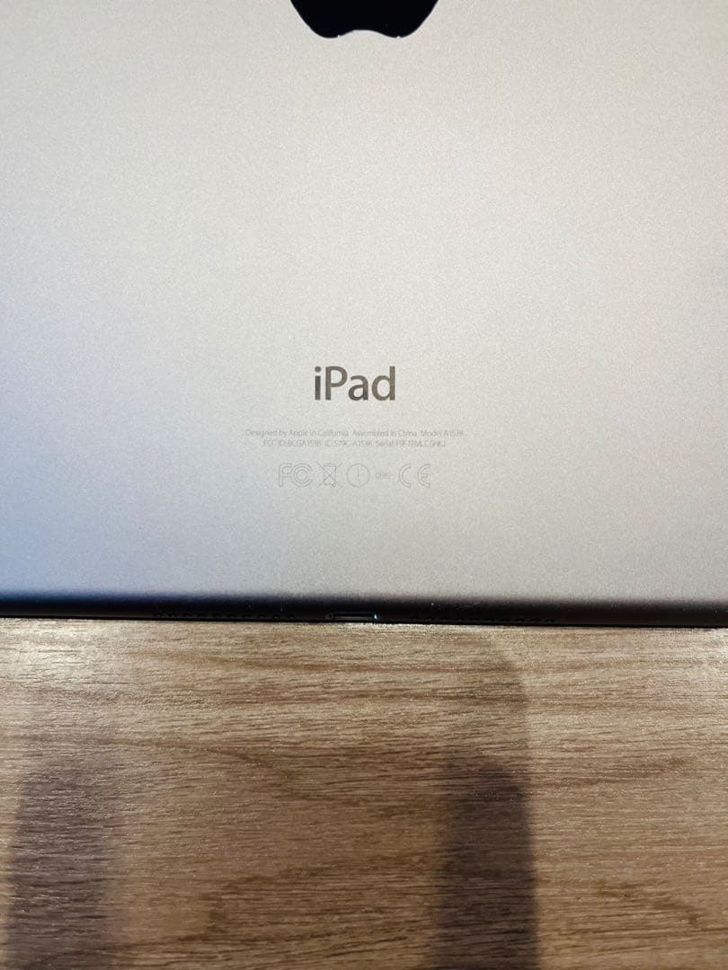 iPad mini4 128GB WiFi シルバー