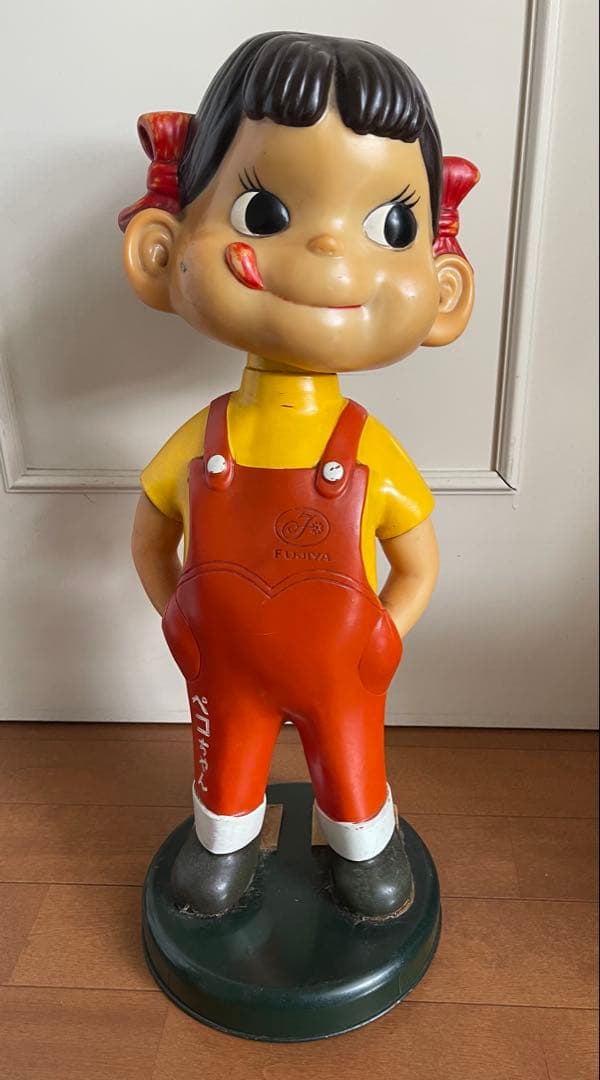 不二家ペコちゃん　首振り　 【当時物】店頭用 全高47cm
