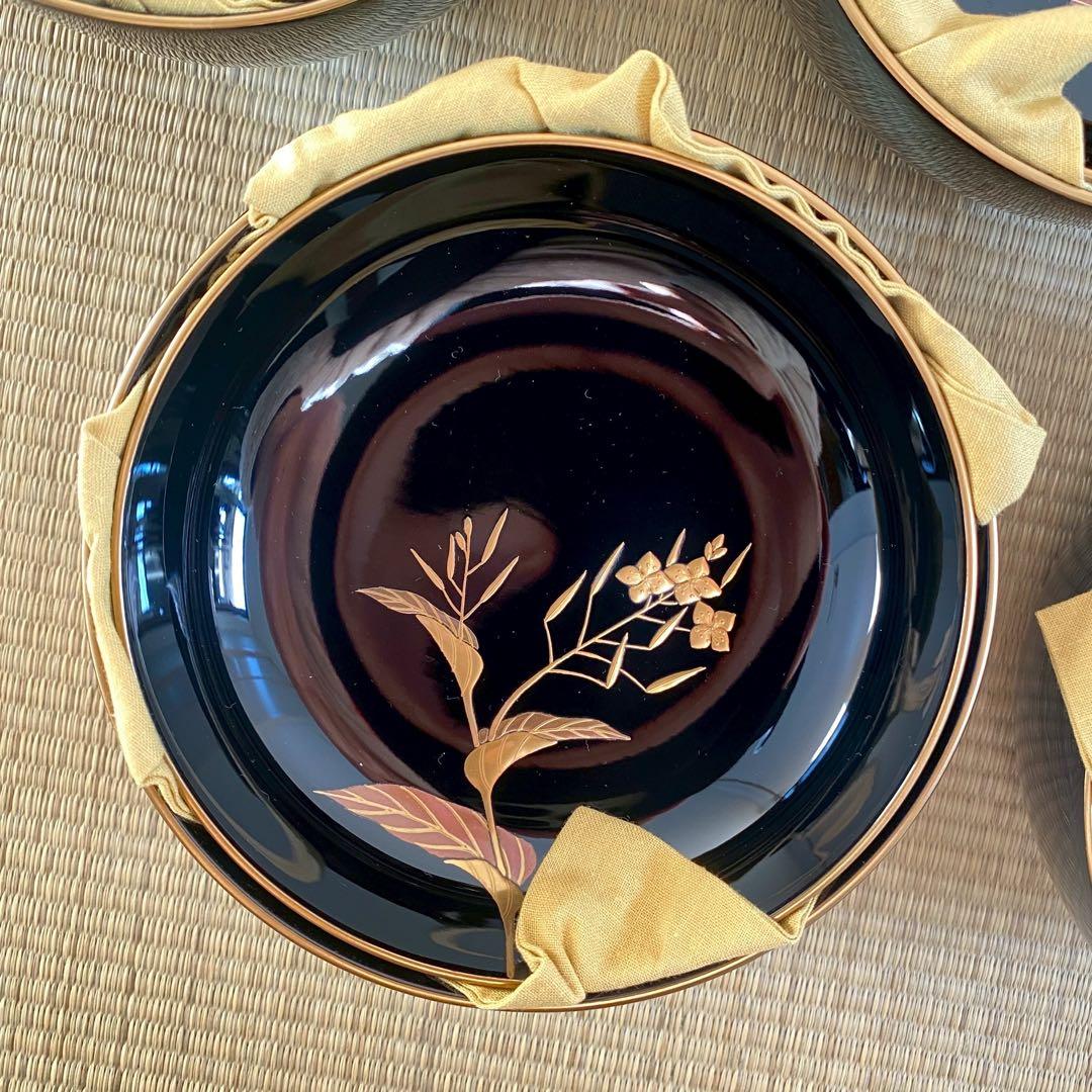 未使用 美品 輪島屋善仁 輪島塗 呂色仕上 【煮物椀5客】草花絵変り蒔絵 懐石