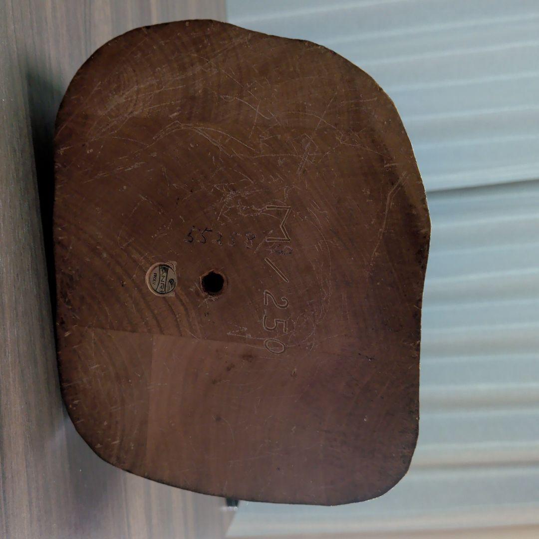 ANRIアンリ　フェランディス作　木製 子供の彫刻 本を読む　約44cm