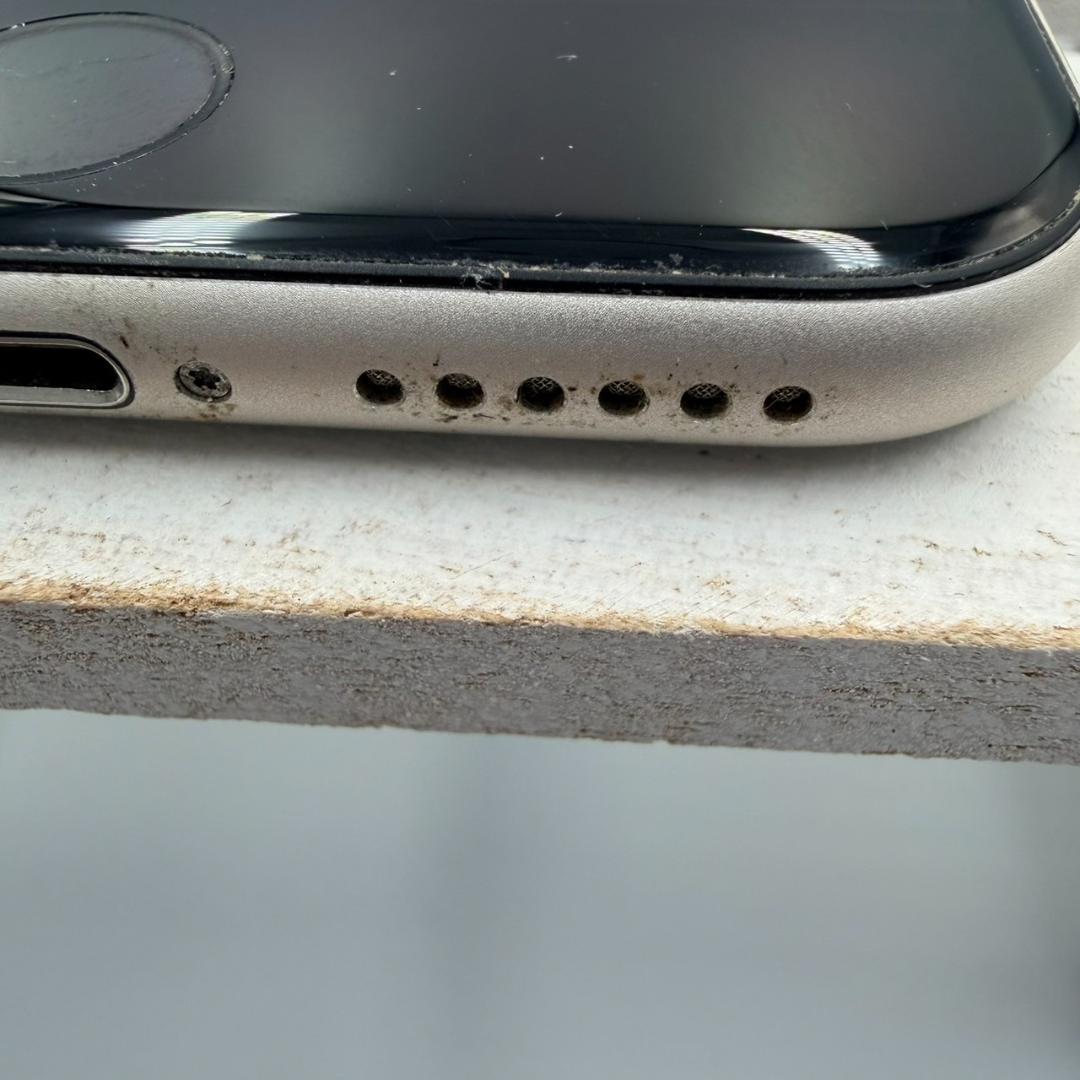 iPhone SE第3世代 64GB スターライト 315