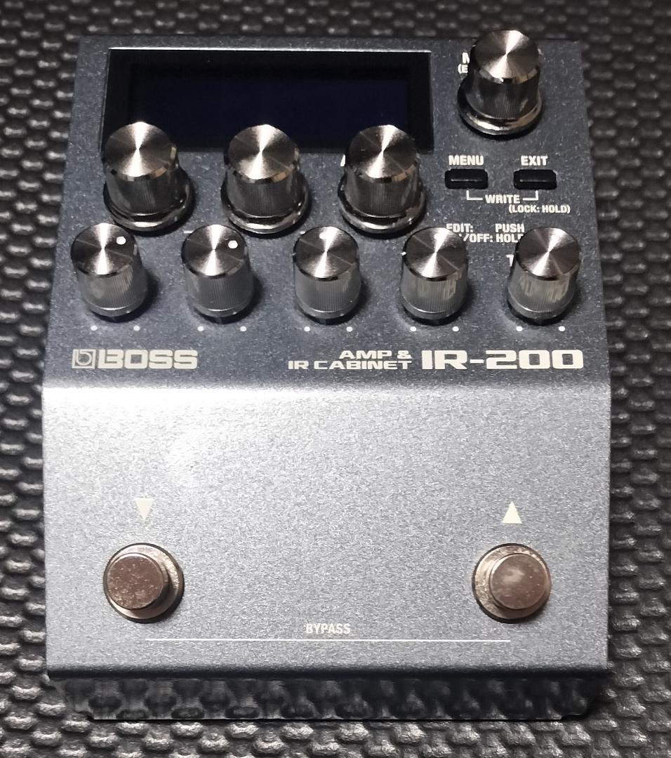 BOSS　IR-200　アンプ　キャビネットシミュレーター