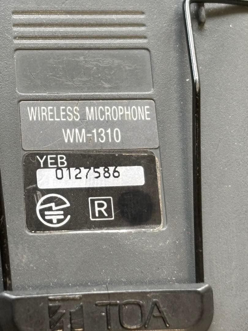 ⑨ TOA ワイヤレスマイク　WM-1310　中古品 タイピンマイク02468