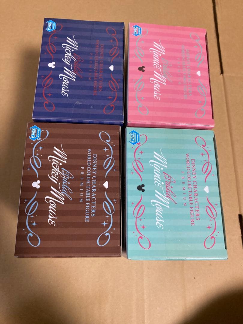 《正規品》ディズニー キャラクターズ ワールドコレクタブルフィギュア プレミアム