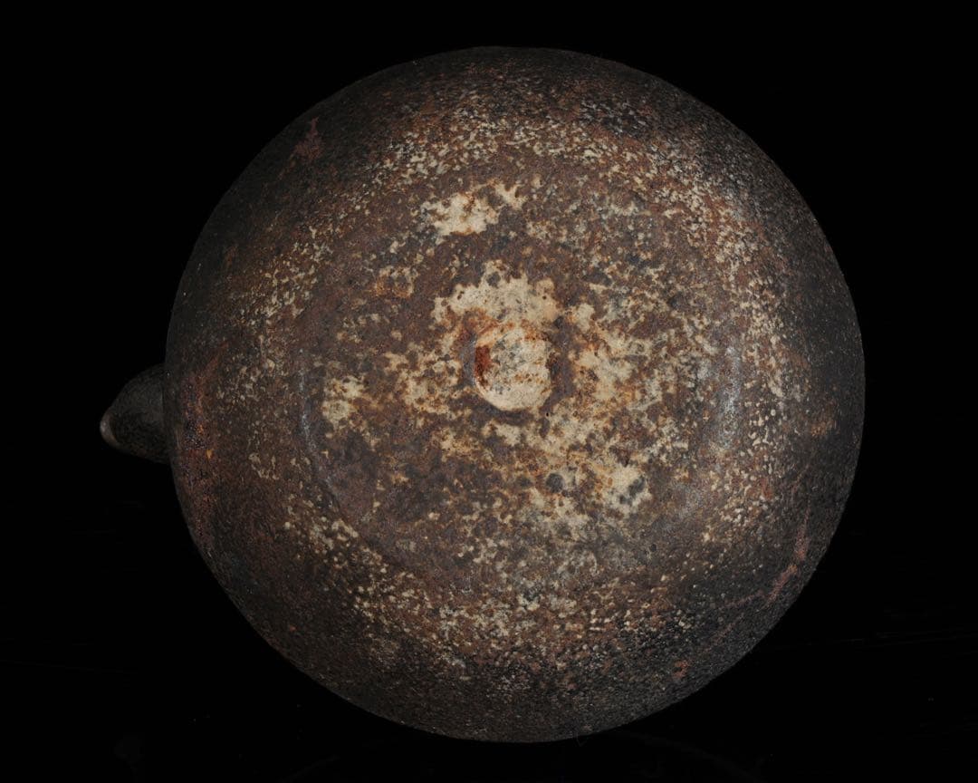 【時代鉄瓶】 龍文堂造摘蓋 渦巻紋鉄瓶 茶道具 煎茶道具 在銘 古美術 骨董品