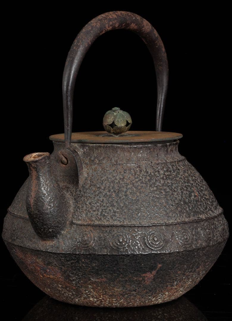 【時代鉄瓶】 龍文堂造摘蓋 渦巻紋鉄瓶 茶道具 煎茶道具 在銘 古美術 骨董品