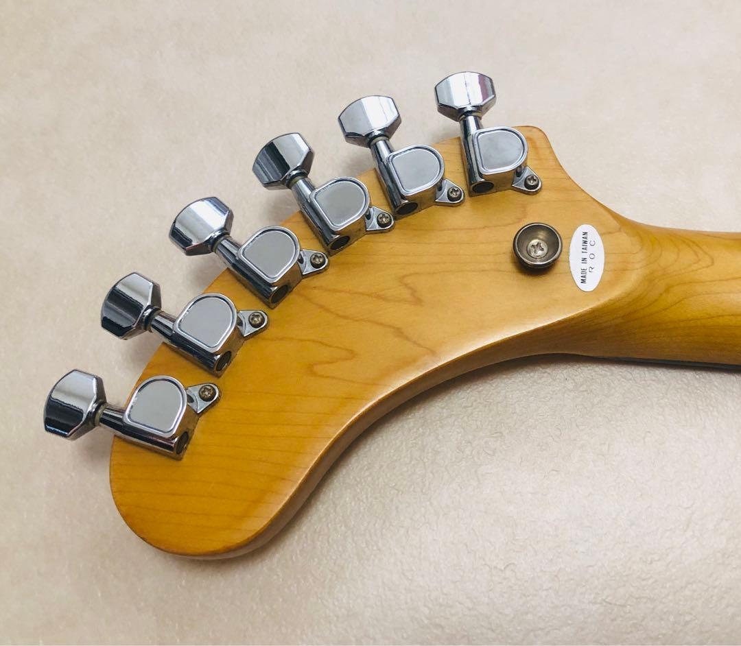 【美品】ZO-3 イエロー アンプ内蔵ミニギター ヘッドフォン端子付