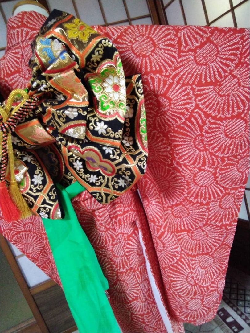 7歳向け・化繊・未使用・絞りのお着物のセット