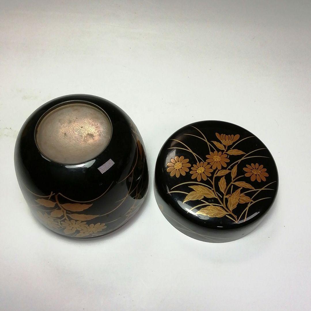 Ｓ５９４　棗　『秋草蒔絵』『稲井玉甫作』『表千家　堀之内宗完　極箱』　共箱