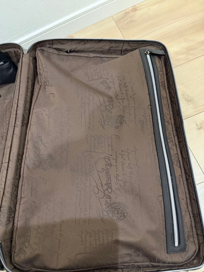 【美品】ベルルッティ FORMULA 1000 トロリー レザー