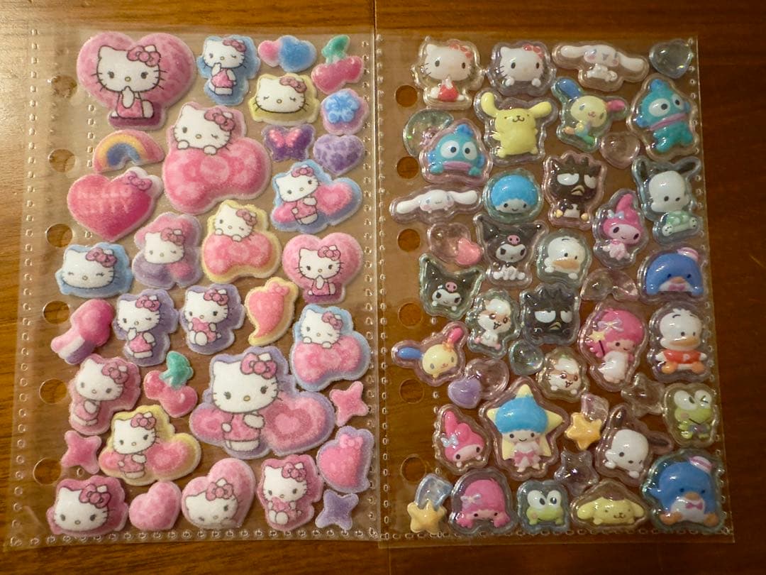 シール帳　完成品　ちいかわ　サンリオ　キティ　たまごっち