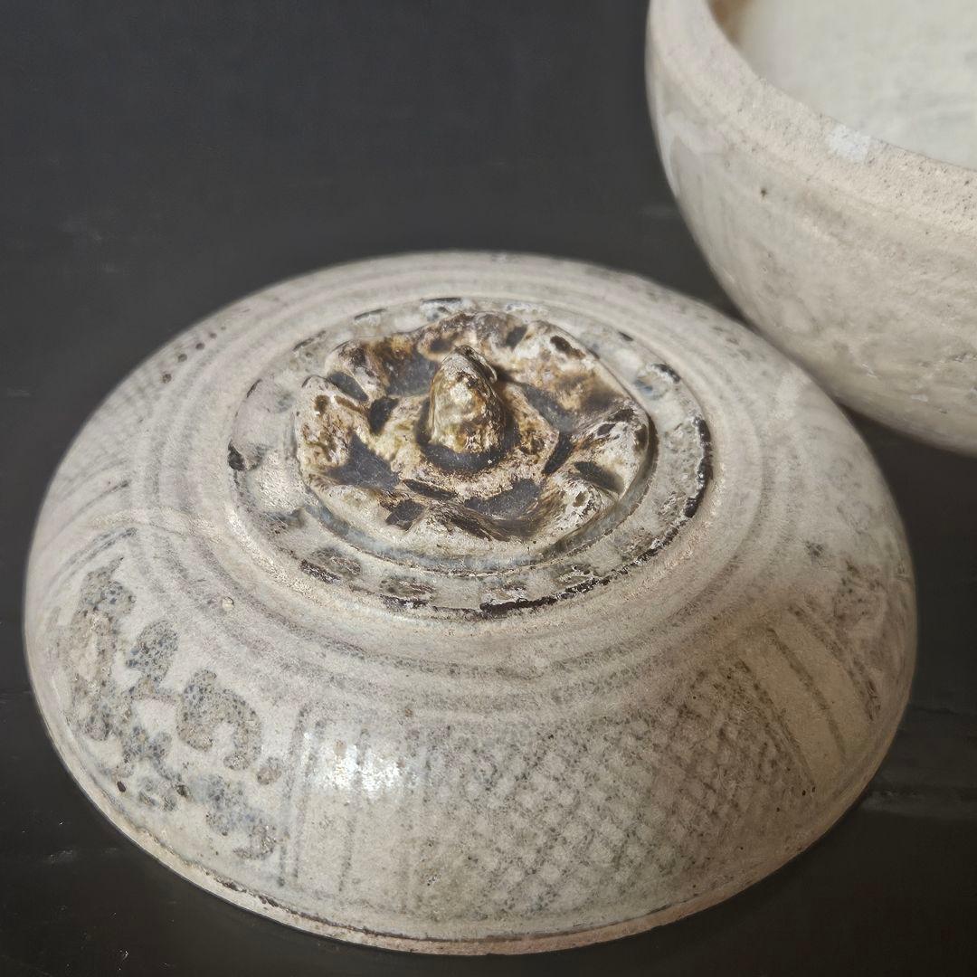 17～18世紀　宋胡録　青花　鉄釉　幾何学文様　蓋物　香炉　香合　合子　茶道具