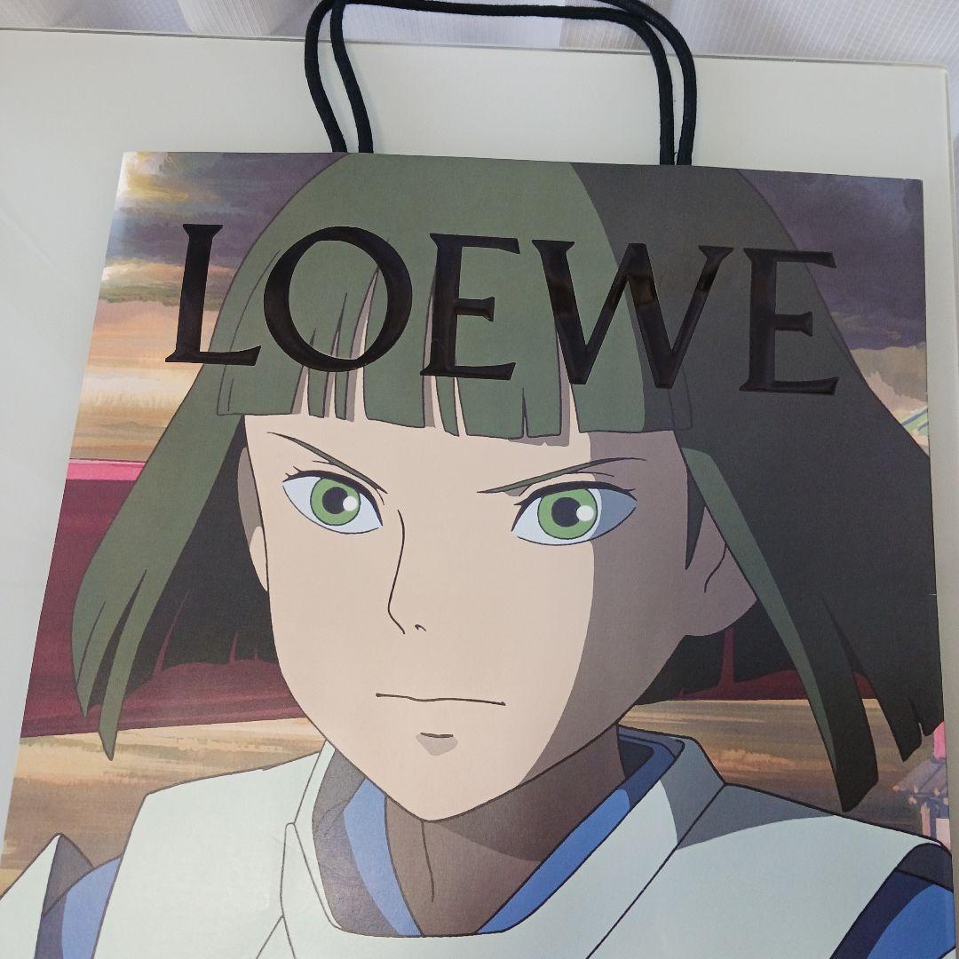 【希少・限定コラボ】LOEWE 千と千尋の神隠し コラボ紙袋ショッパー ハク