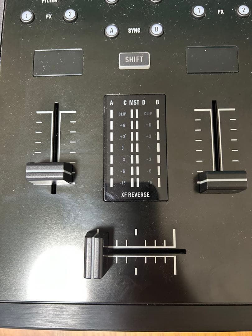 TRACTOR KONTROL Z2 DJミキサー