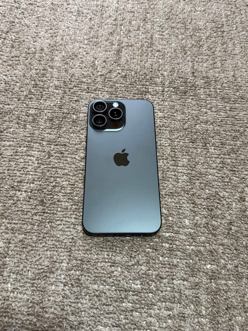 Apple iPhone15ProMax 256GB ブラックチタニウム