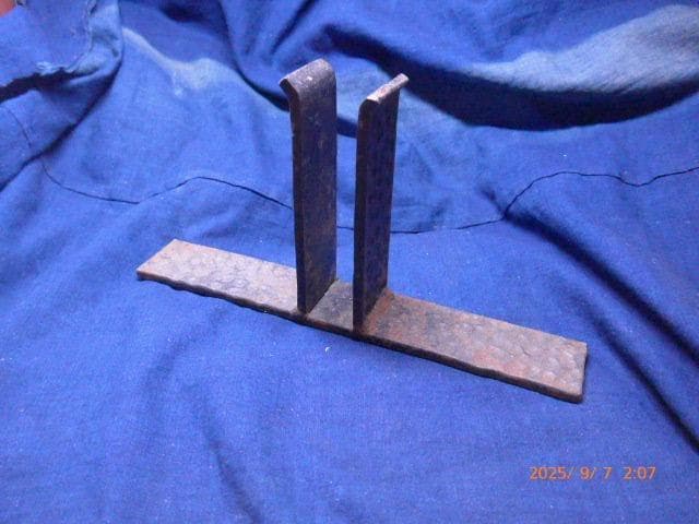 鉄製　ステンドグラス　オブジェクトスタンド　２台対