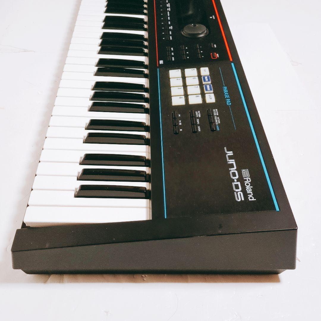 ROLAND JUNO-DS61 61鍵 シンセサイザー ソフトケース付属 美品