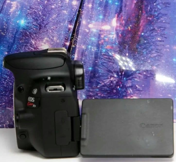 ❤Wi-Fi搭載！超高画質自撮りOK！キヤノン Kiss X9トリプルレンズ❤