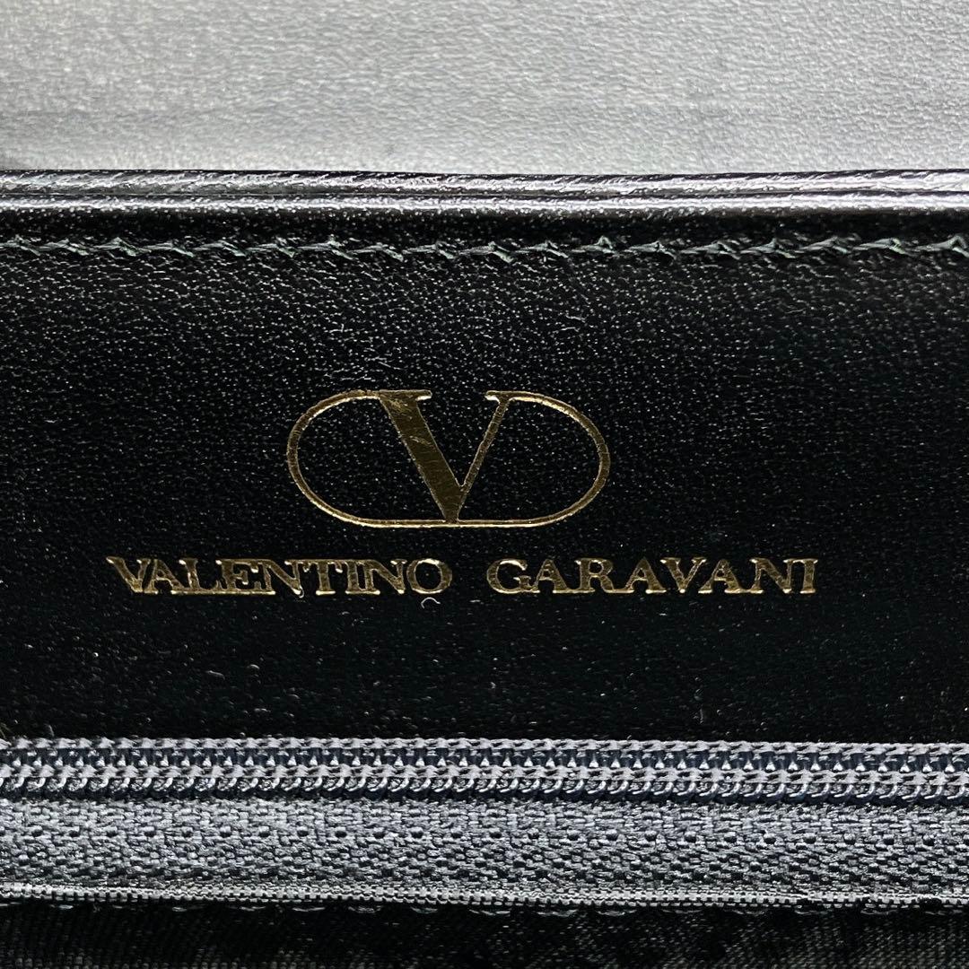 【Valentino Garavani】2wayバッグ　ハンドバッグ　ブラック