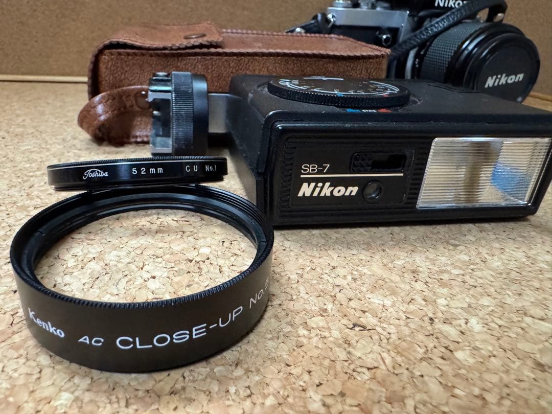 NIKON F2本体、望遠レンズ 、ストロボ セット