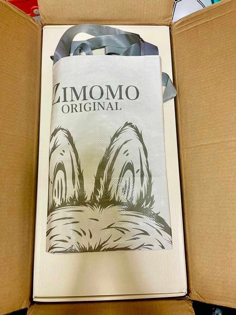 新品　THE MONSTERS FOUND ZIMOMOぬいぐるみ