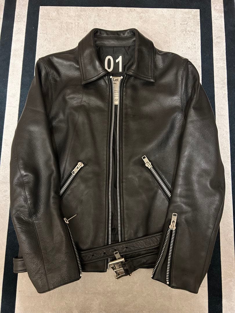 K*様 最終値下げ中！VIBECA VaLLet 牛革 シングルライダース