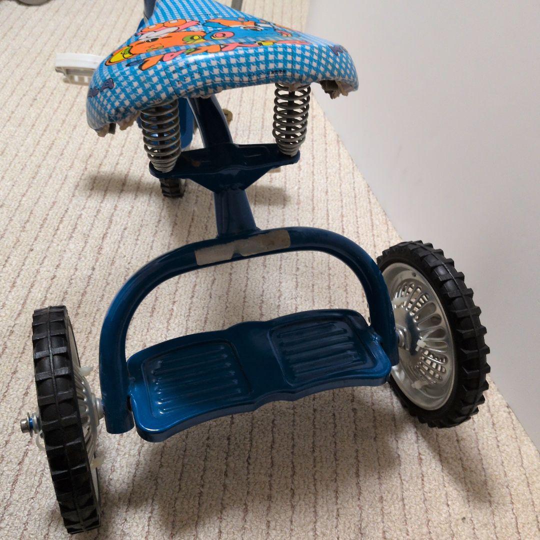 カラフルな三輪車 コアラデザイン