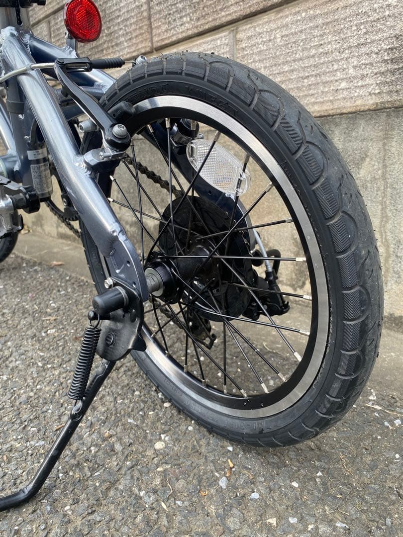 ルノーRENAULT 折りたたみ自転車 マグネシウム8 MAGNESIUM8