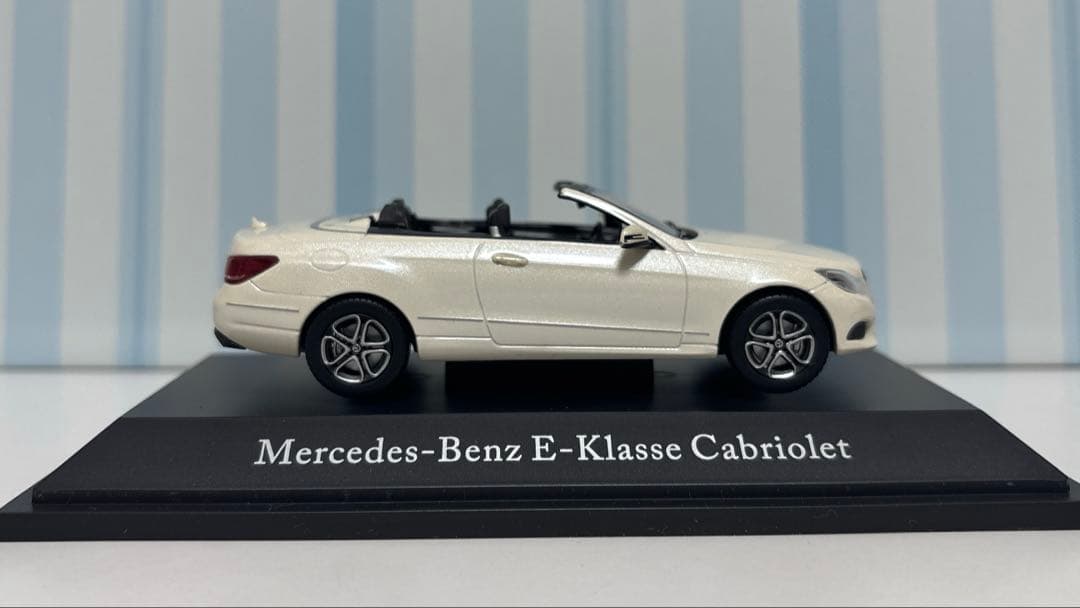 メルセデスベンツミニカー　Eクラス　カブリオレ／Cクラス　クーペ　1/43