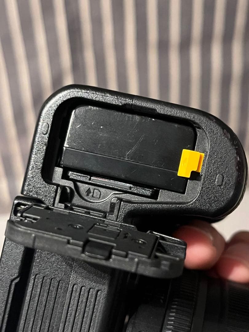 作画有　Nikon Z 50 16-50mm 付属品