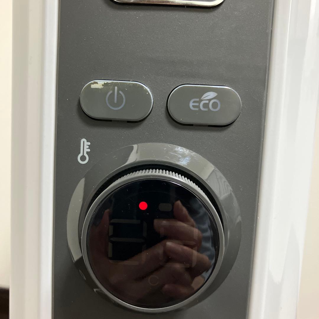 デロンギ　アミカルド　RHJ35M0812 オイルヒーター