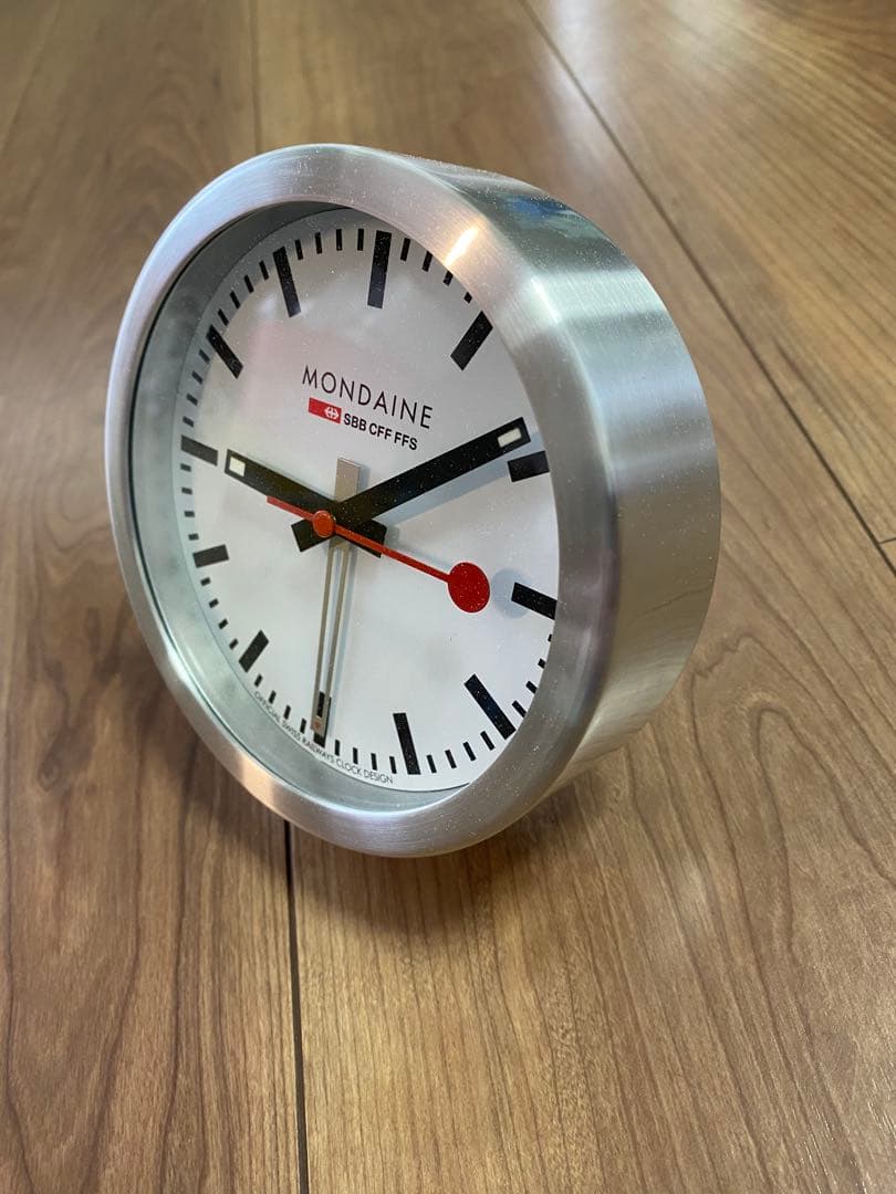 新品、未使用 モンディーン MONDAINE 置き時計 掛け時計兼用 125㎜