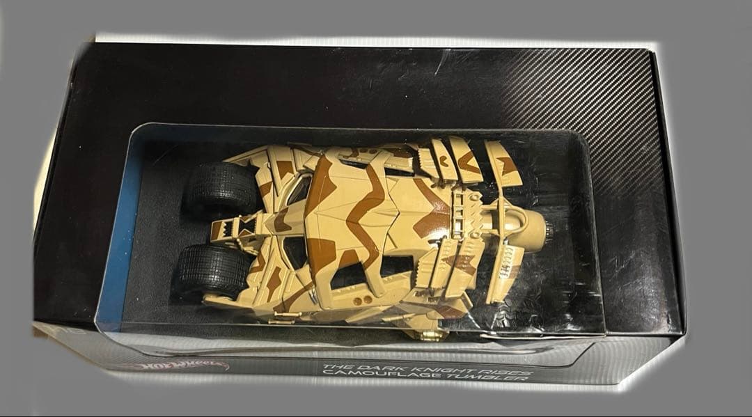 Hot Wheels バットマン　1/18