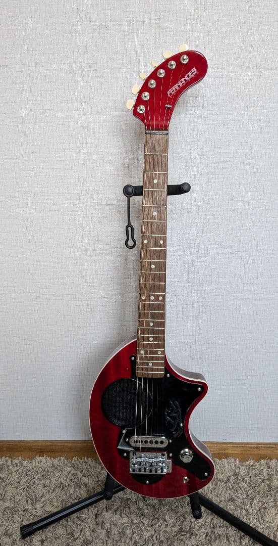 ZO-3 BM フェルナンデス アンプ内蔵ギター