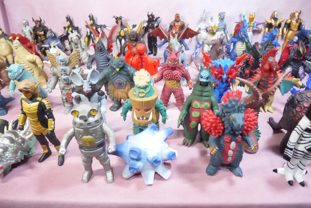 ウルトラ怪獣シリーズ500　怪獣　ソフビ　74体セット